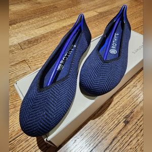 Midnight Metallic Herringbone Rothy's, size 8.5